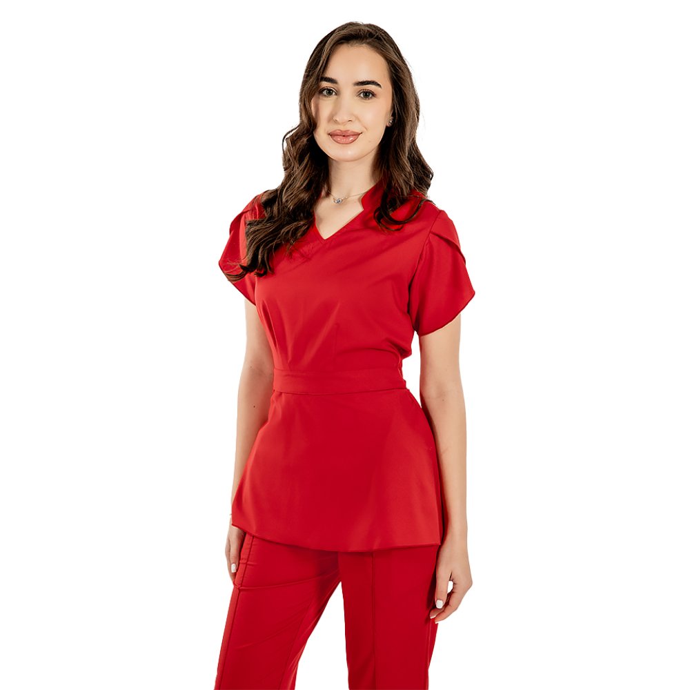 Raztegljiva medicinska obleka Alina, rdeča barva, bluza z vrvico in hlače z vrvico in elastiko