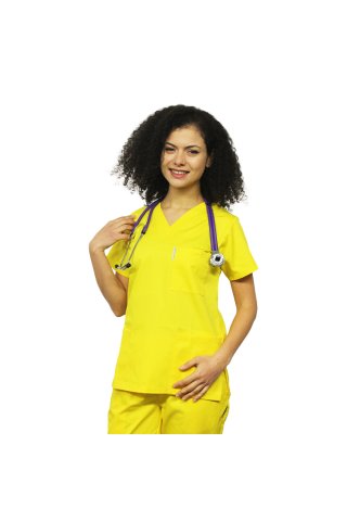 Romunska medicinska obleka, bluza z V-izrezom, tričetrt dolžine v elastičnih hlačah.