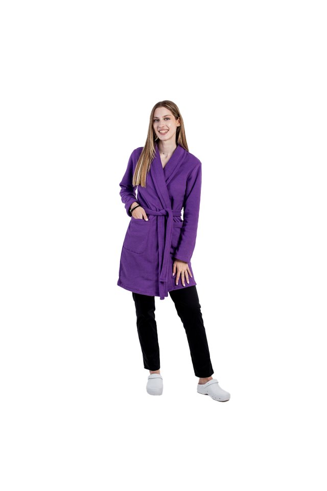 Vijolična polarna halja z dvema našitima žepoma in vrvico