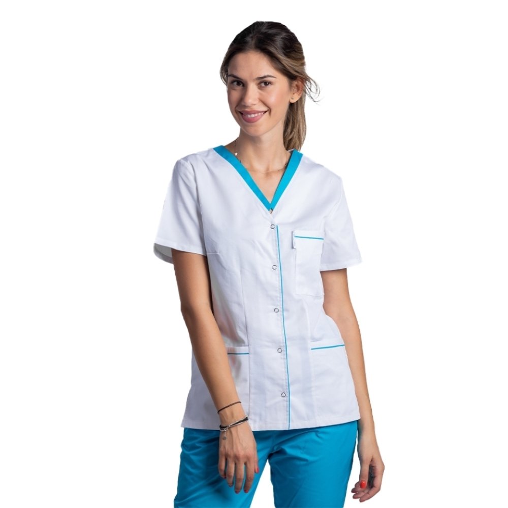 Bela elastanska medicinska halja s turkizno obrobo, gumbi in tremi našitimi žepi