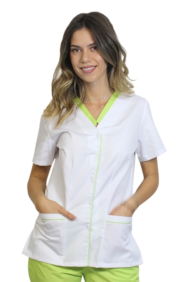 Bela elastanska medicinska halja z limetino obrobo, gumbi in tremi našitimi žepi