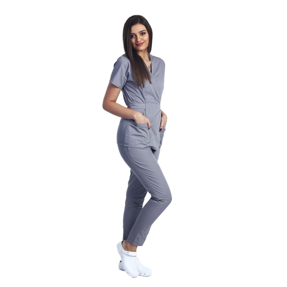 Siva medicinska obleka z elastanom, bluza tipa kimono in hlače z vrvico v pasu
