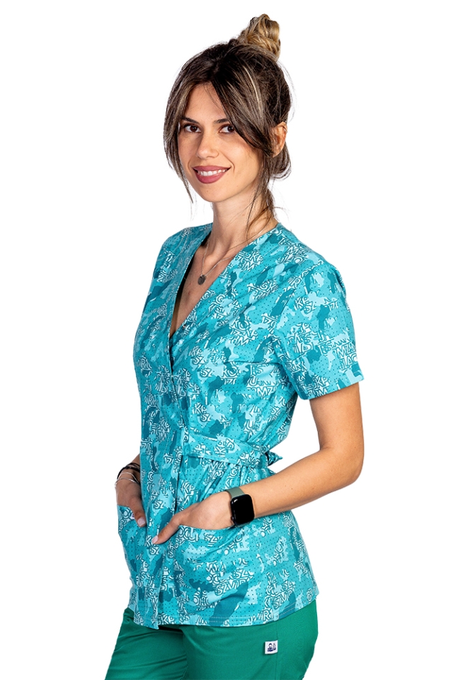 Zdravniški kombinezon Green Army kimono, bluza s potiskom in hlače z elastiko