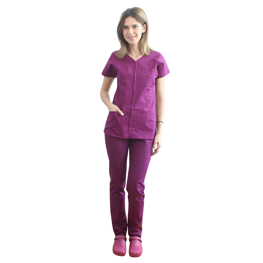 Zdravstvena obleka Cherry z bluzo z zadrgo, tremi žepi in hlačami češnje z elastiko